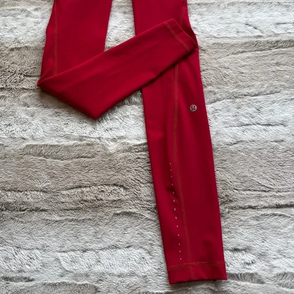Lululemon Swift Speed High-Rise Tight 28" in Dark Red Size 0 - Picture 8 of 16